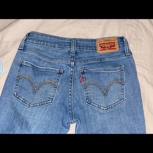 Levi’s low rise jeans size 25